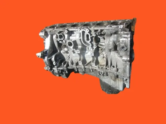 LAND ROVER DEFENDER 3.0D 2023 Motorblock AJ20D6A image 3