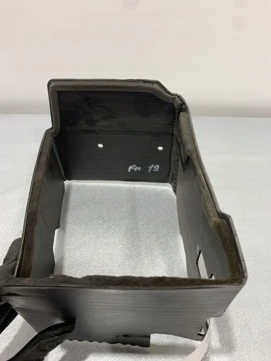 Base batterie Subaru Forester OEM FBZ18349 - Occasion image 3