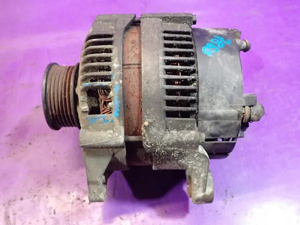 AUDI A4 B6 00-05 3.0 B Vaihtovirtageneraattori 078903016R image 2