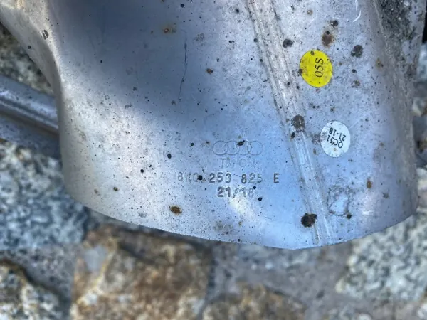 Audi A4 B9 8W Auspuffendrohr OEM 8W0253825E image 5