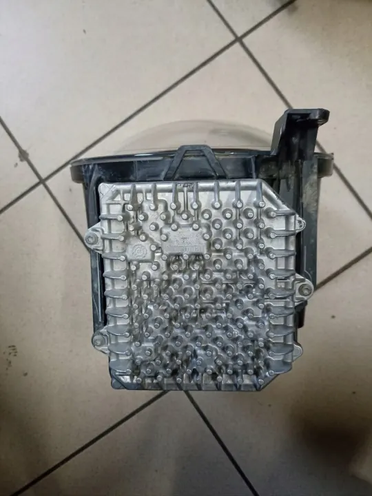Faro LED derecho OEM 68596460AA para Jeep Wrangler JL image 3