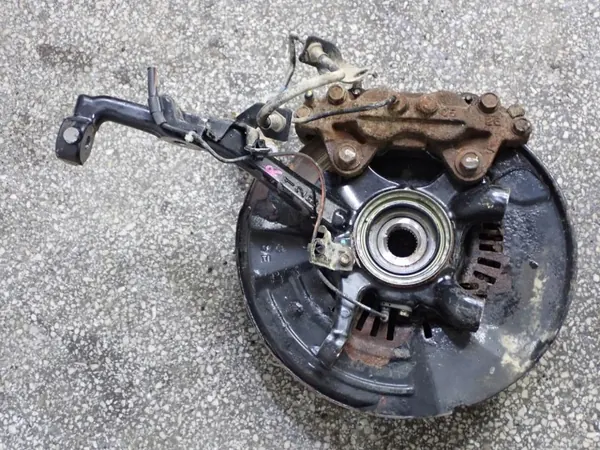 OEM ZWROTNICA PIASTA Rechter Voorwielnaaf 4x4 Toyota Hilux image 5