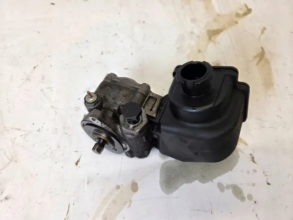Bomba de direção assistida Saab 9-3 II image 3