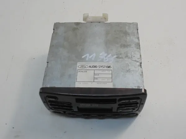 Ford Fiesta MK4 Tehdasradio OEM 96AP-18K876-BC image 5