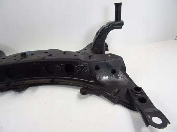 TOYOTA C-HR 1.8 HYBRID Support Moteur image 9