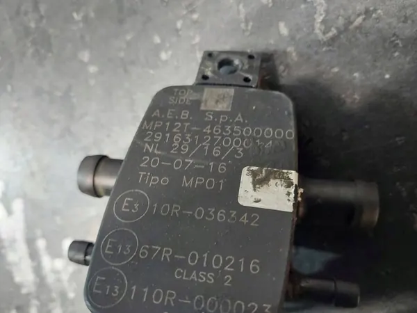 Capteur de pression AEB MP01 - OEM 463000046 d'occasion image 3