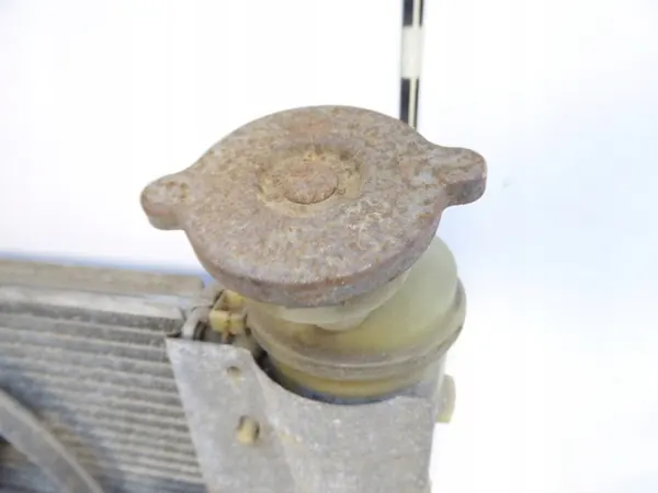 Vattenkylare Fläkt CITROEN SAXO 96R 1.1 8V OEM 1301 SQ image 3