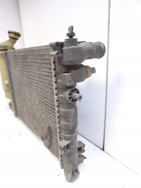 Vattenkylare Fläkt CITROEN SAXO 96R 1.1 8V OEM 1301 SQ image 6