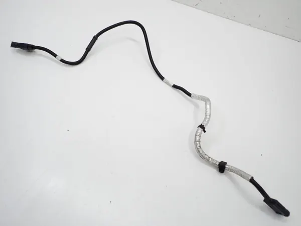 AdBlue-letku OEM 5Q0131960 Audi A3 8Y 2.0 TDI:lle image 3