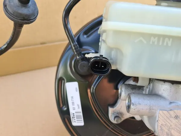 Rem Servo Pomp Opel Astra H III TRW 93189714 image 6