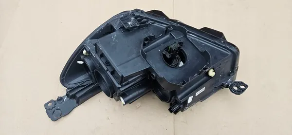 Opel Grandland X FULL LED Derecho Europa YP00015980 image 9