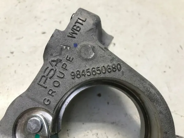 Fram Höger Halvaxelfäste OEM 9845650680 image 6