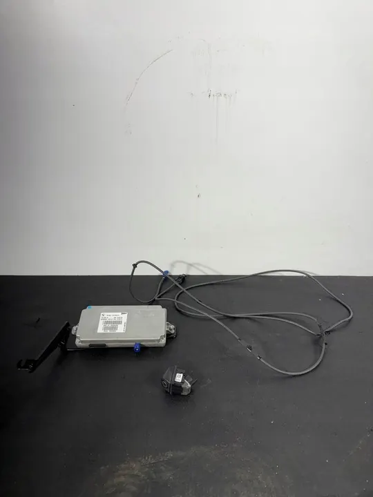 Achtercamera module kabel BMW F01 F10 F11 9240351 image 1