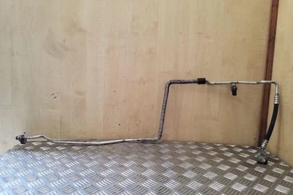 Ilmastointiputket BMW X5 (E53) 3.0L Diesel 2006 OEM image 2