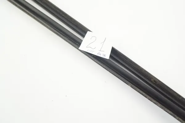 OEM Listwa szyby przy szybie lewa prawa przednia Audi A4 B5 lift image 6