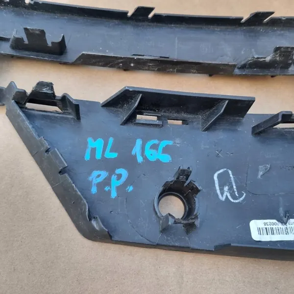 Rejilla Mercedes ML W166 AMG A1668852922 image 8