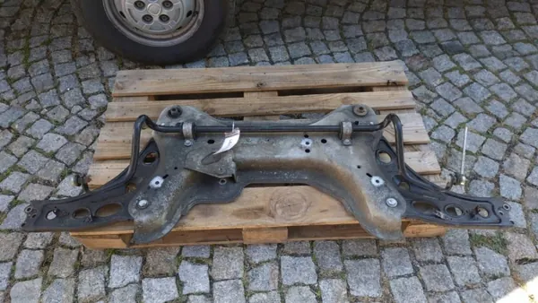 OEM 8200626965 Berceau pour Trafic Vivaro Primastar 2001-2014 image 2