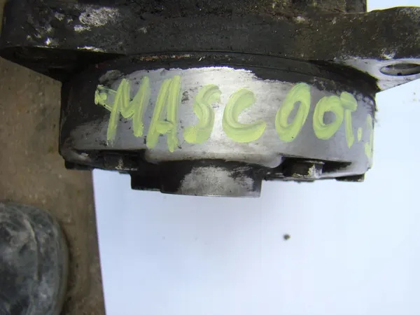 Compressore aria condizionata Renault Mascott 3.0 04-10 OEM image 4