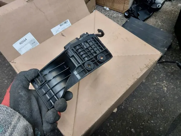 Mercedes A2043000204 Gaspedaalpotentiometer W212 E-Klasse image 3