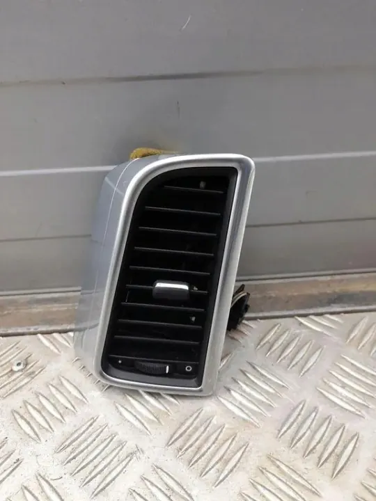 Bocal de ar Porsche OEM 970555352 - Usado image 2