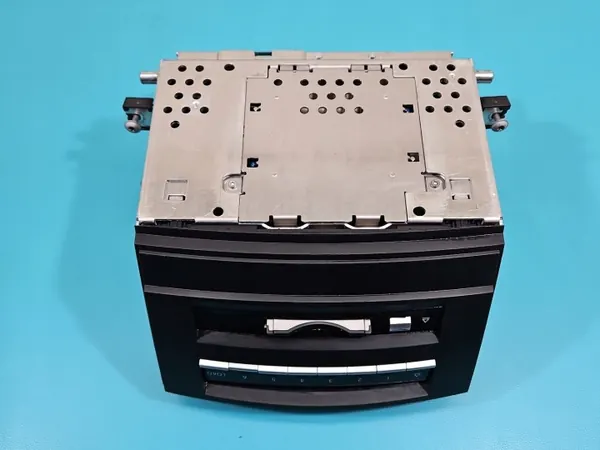 Mercedes CD-wisselaar OEM A2218708093 - Gebruikt image 9