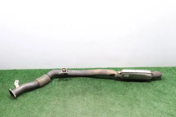 Tuyau d'échappement Audi OEM 4M0253211K - État utilisé image 2