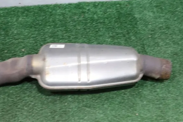 Tuyau d'échappement Audi OEM 4M0253211K - État utilisé image 10