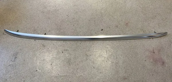 OEM 4KE860022A Audi e-tron 2019 Oikea kattokaide image 2