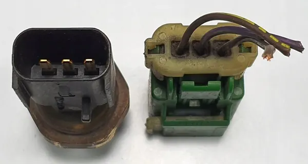 Öljypaineanturi Dodge Nitro 05149064AA image 2