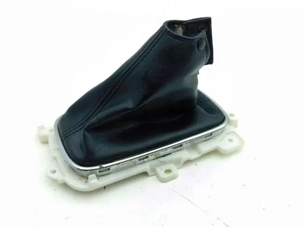 Pommeau de levier Mitsubishi Outlander OEM SPC04570 image 2