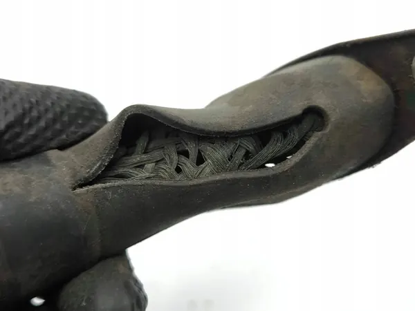 Toyota Prius Korkeajännitekaapeli OEM AMD187185 image 3