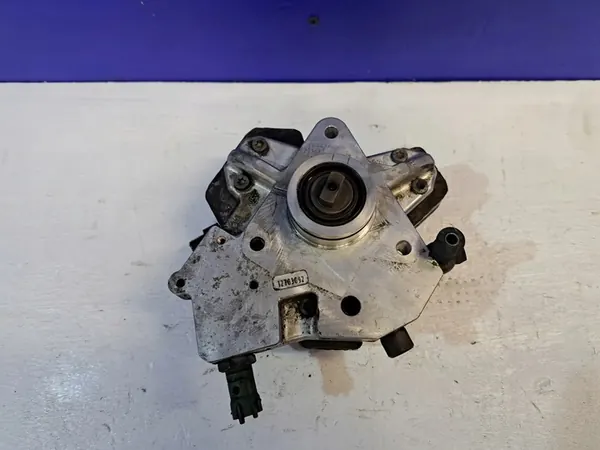 Volvo V70 2006 Bomba de Combustível image 2