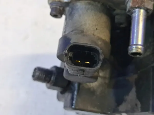 Volvo V70 2006 Bomba de Combustível image 5