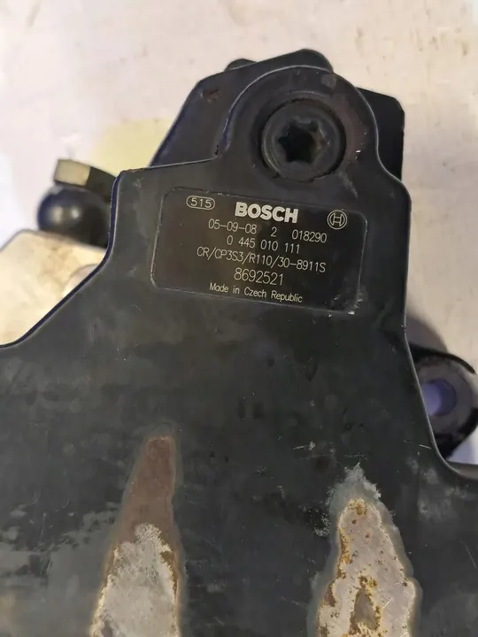 Volvo V70 2006 Bomba de Combustível image 7