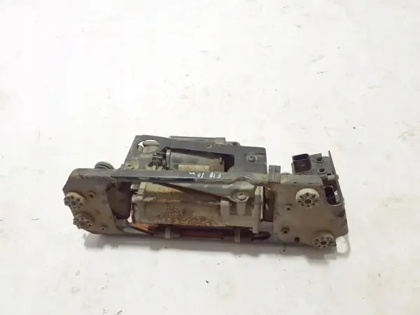 BMW Luchtveringcompressor OEM 6864215 - Gebruikt image 3