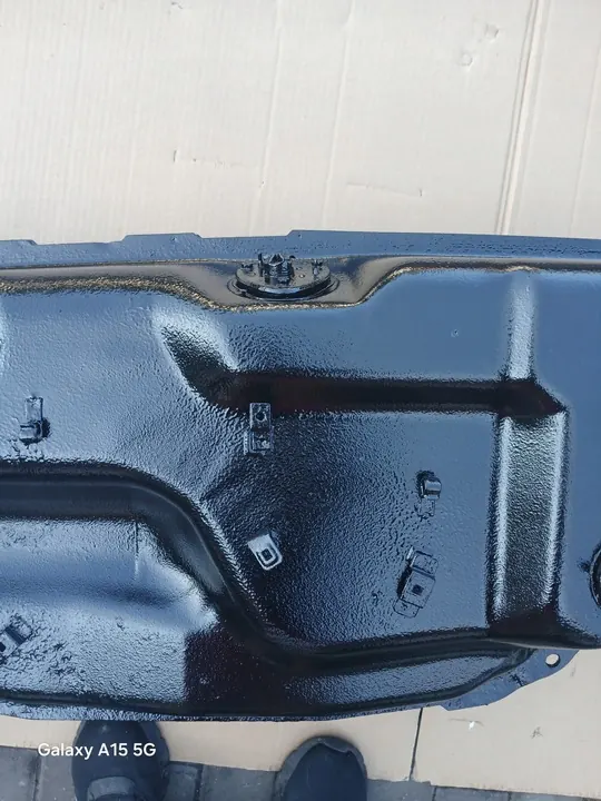 Bränsletank Mitsubishi Space Gear L400 Delica image 6