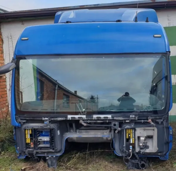 Gebruikte MAN TGX EURO 6 cabine - OEM MAN TGX EURO 6 image 2