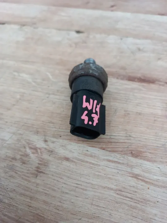 Jeep Öljynpainetunnistin 4868672AA image 6