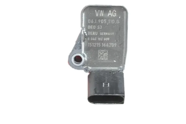 Sytytyspuola VW AUDI SEAT 2.0 TSI 06J905110G image 2