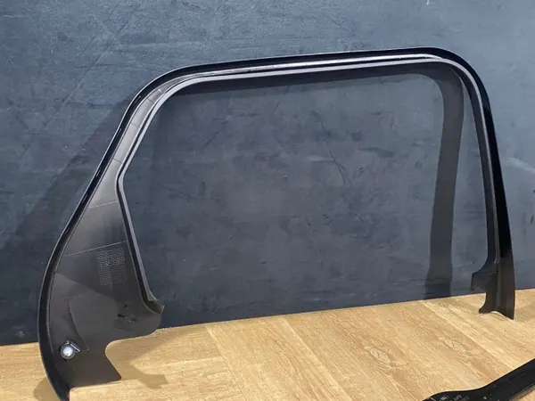 Ovenkehyssuoja oikea taka HK8325514A Jaguar F-Pace image 3
