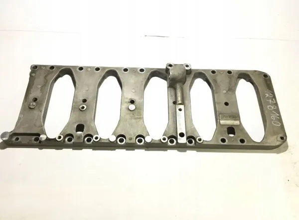 OEM 1747345 DAF Kampiakselin välikansi image 2