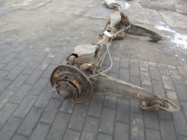 OEM AK-6-86183 Achterophangingbalk voor Hyundai Entourage image 5