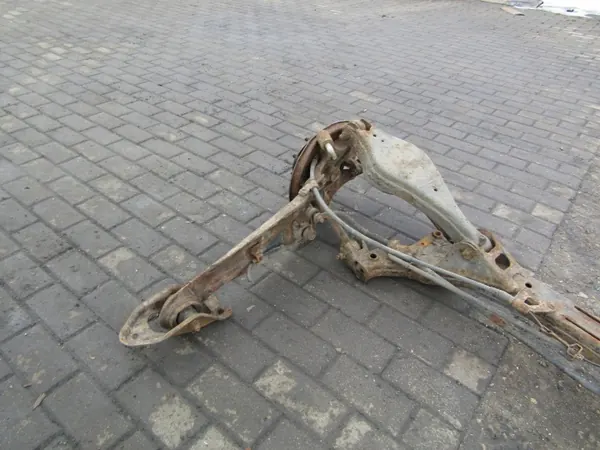 OEM AK-6-86183 Achterophangingbalk voor Hyundai Entourage image 6