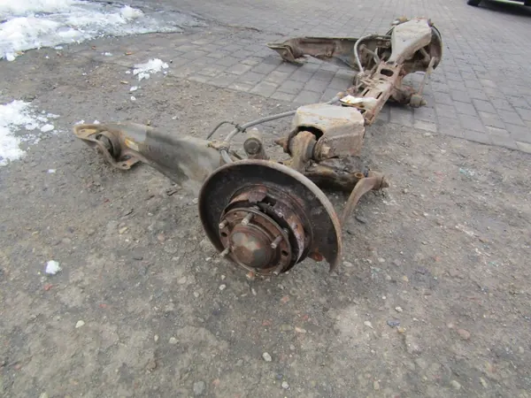 OEM AK-6-86183 Achterophangingbalk voor Hyundai Entourage image 8