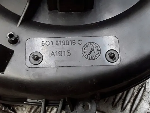 VW Lämmityspuhallin OEM 6q1819015c - Käytetty image 3