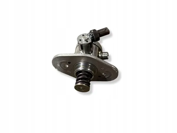 Hogedruk brandstofpomp BMW 5 G30 G31 2020 8631642 image 2