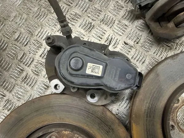 Jeu disques et étriers frein BMW OEM 32345699 image 10