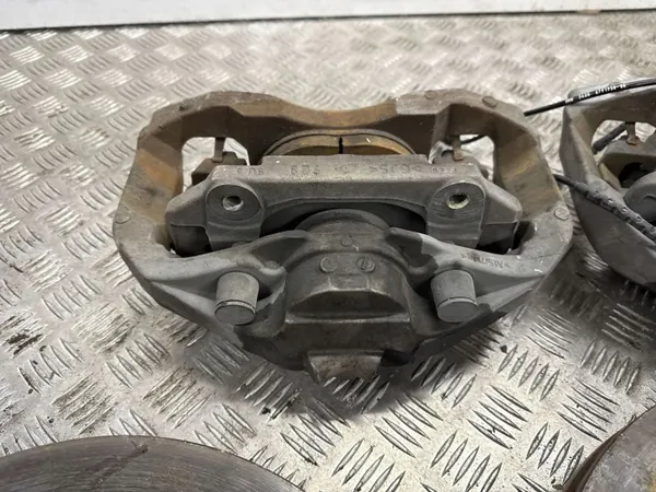 Jeu disques et étriers frein BMW OEM 32345699 image 6