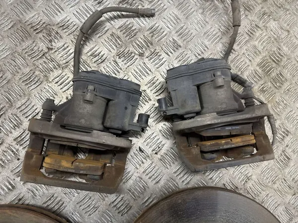 Jeu disques et étriers frein BMW OEM 32345699 image 8