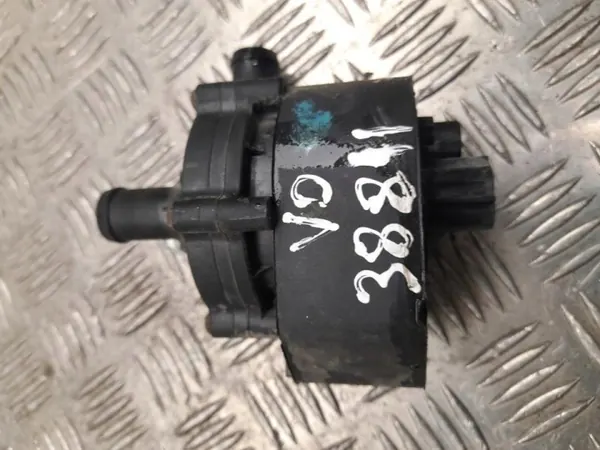 Tesla vesipumppu OEM 1037328-00-F MODEL X 2016 image 4